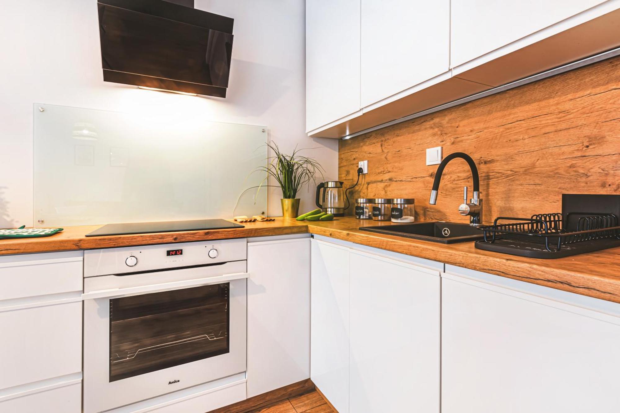 Komfortowy Apartament Z Balkonem I Parkingiem - Wroclaw — Photos 1